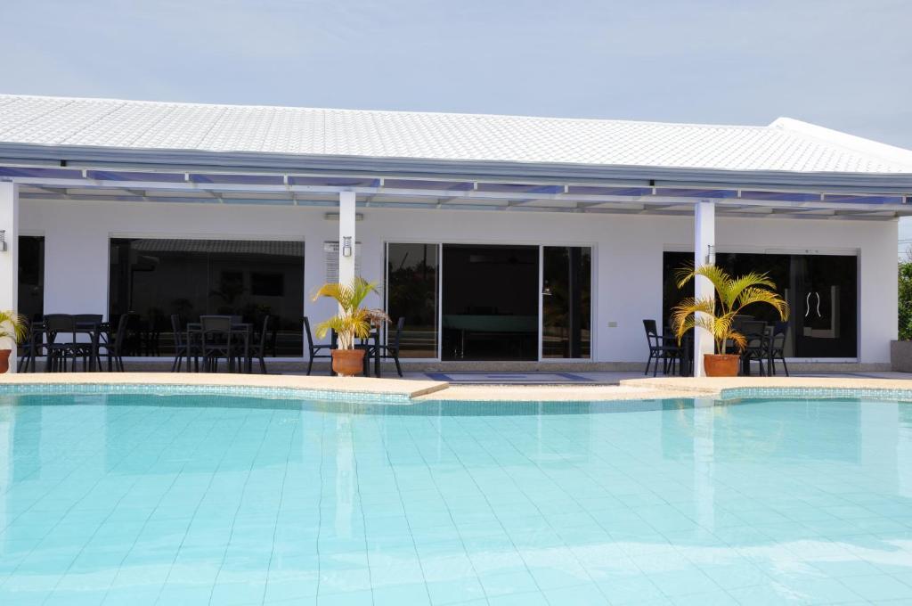 Olivia Resort Serviced Apartments And Bungalows Panglao Extérieur photo