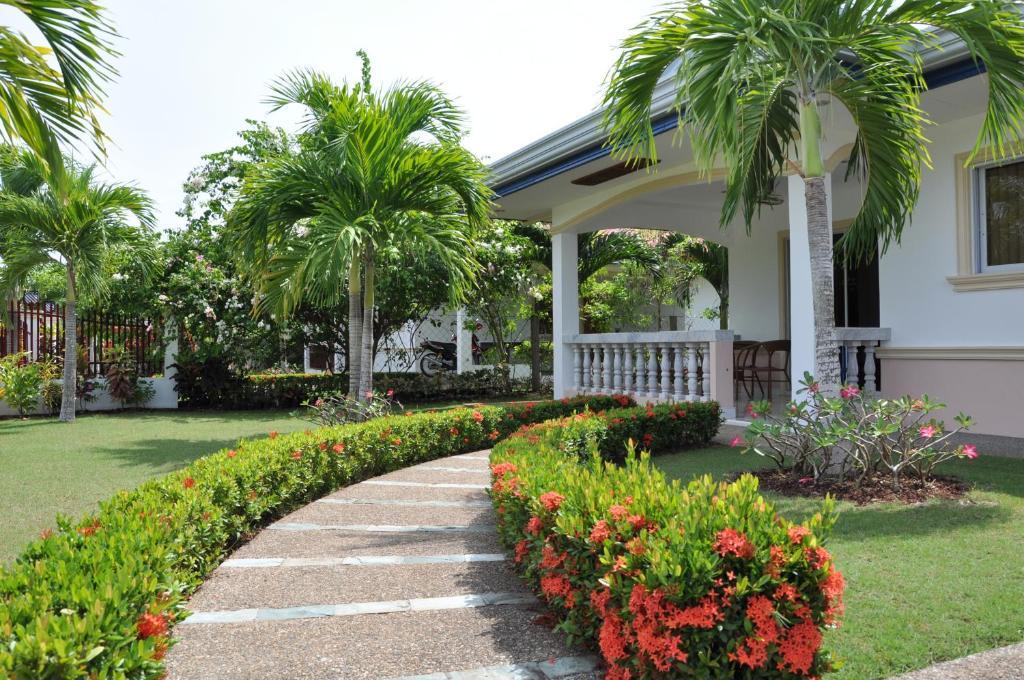 Olivia Resort Serviced Apartments And Bungalows Panglao Chambre photo