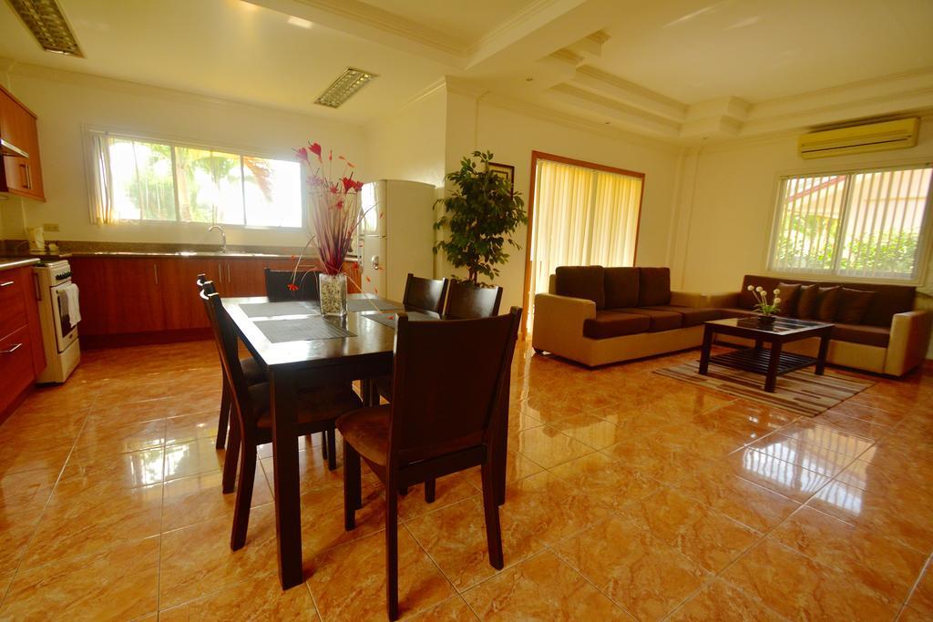 Olivia Resort Serviced Apartments And Bungalows Panglao Extérieur photo